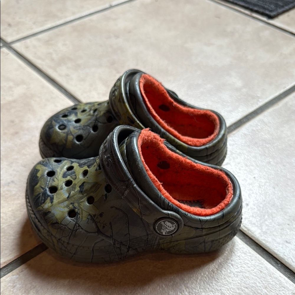 CROCS Green and Orange Shoes with lining